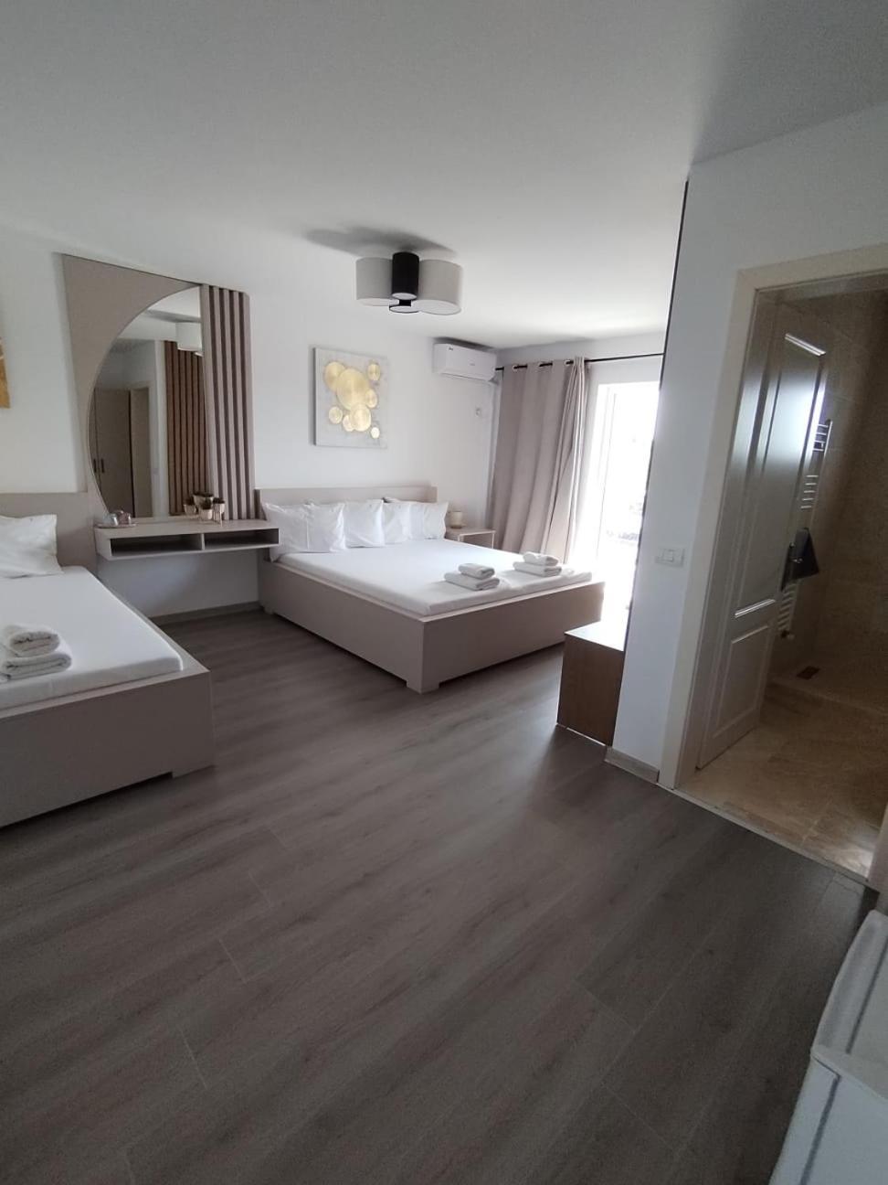 Pensiunea Prigoria Hotel Murighiol Eksteriør billede